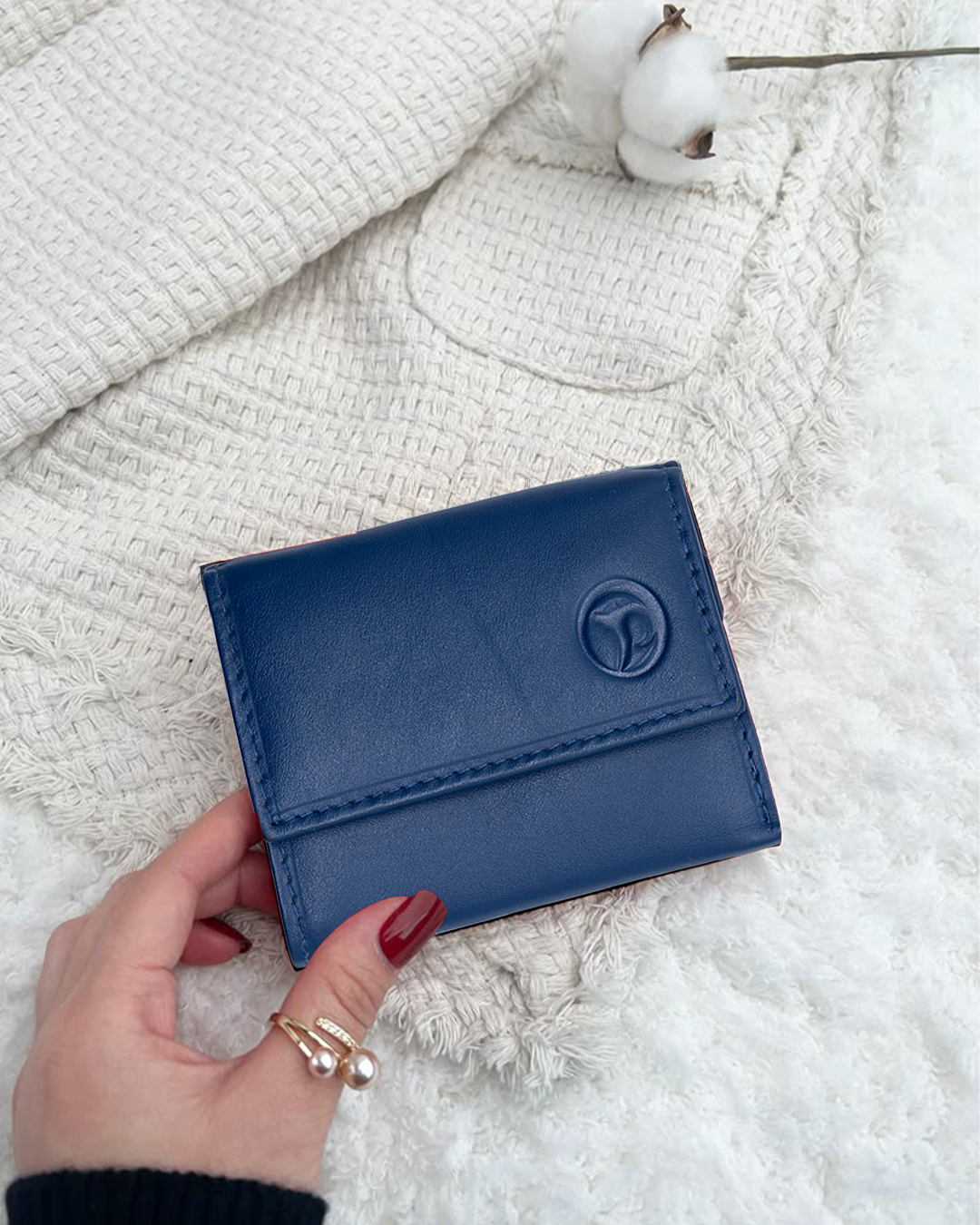 Voir - Small Leather Coin Wallet